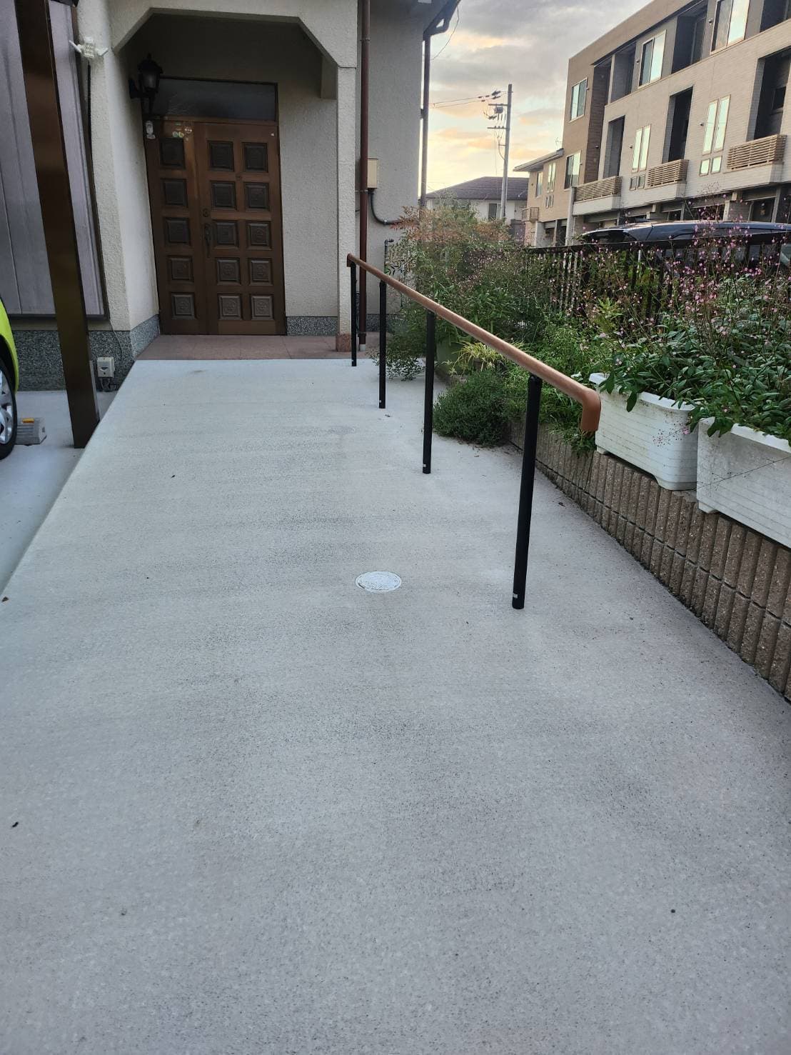 株式会社一期一会の玄関バリアフリースロープ